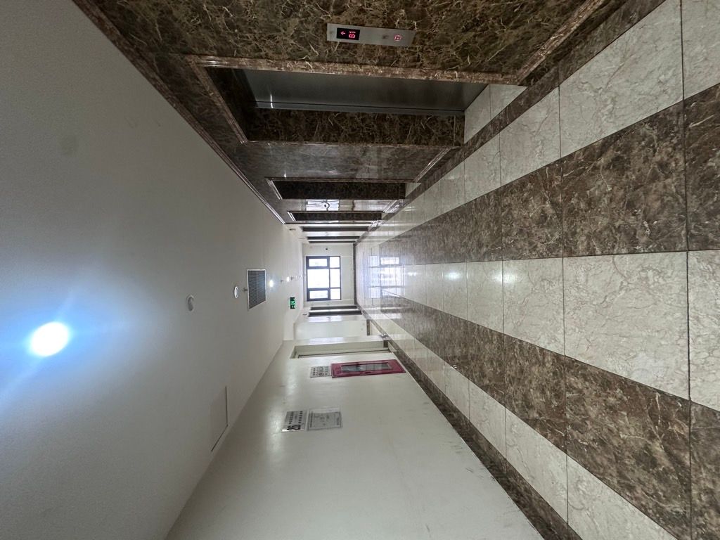 Bán nhà Lĩnh Nam - diện tích 104.3m2 26 tầng - Căn hộ view đẹp, thiết kế hiện đại - giá 8,8 tỷ