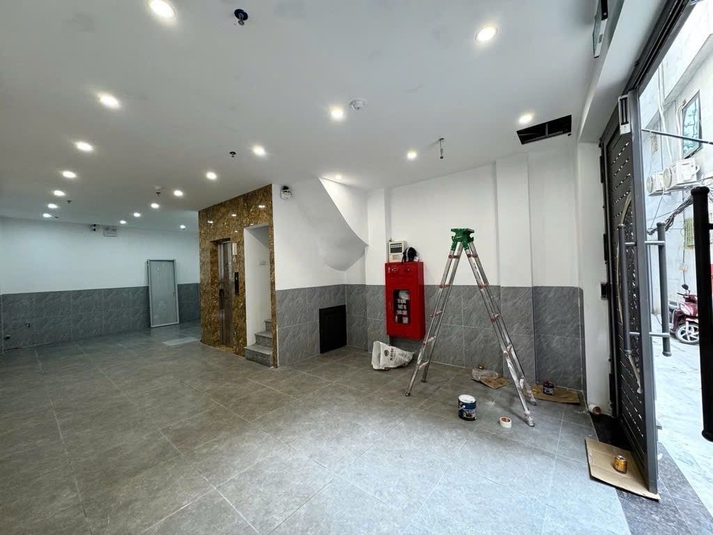 Bán nhà Quan Nhân - diện tích 53.8m2 8 tầng - Ngõ 144 phố Quan Nhân - giá 16,6 tỷ