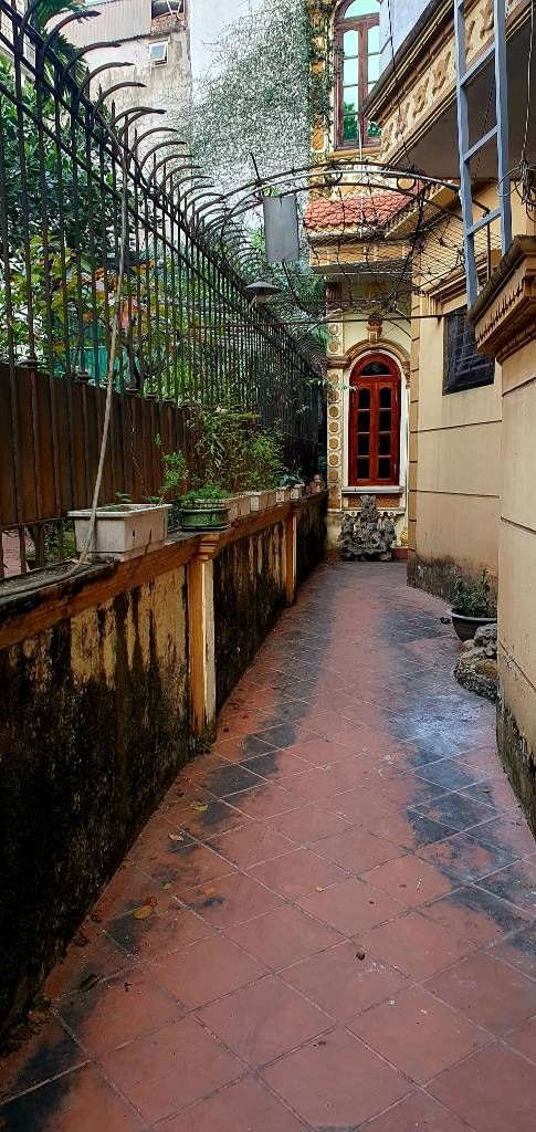 Bán nhà Nguyễn Khoái - diện tích 64.8m2 4 tầng - Nhà đẹp hiếm có - giá 7,96 tỷ