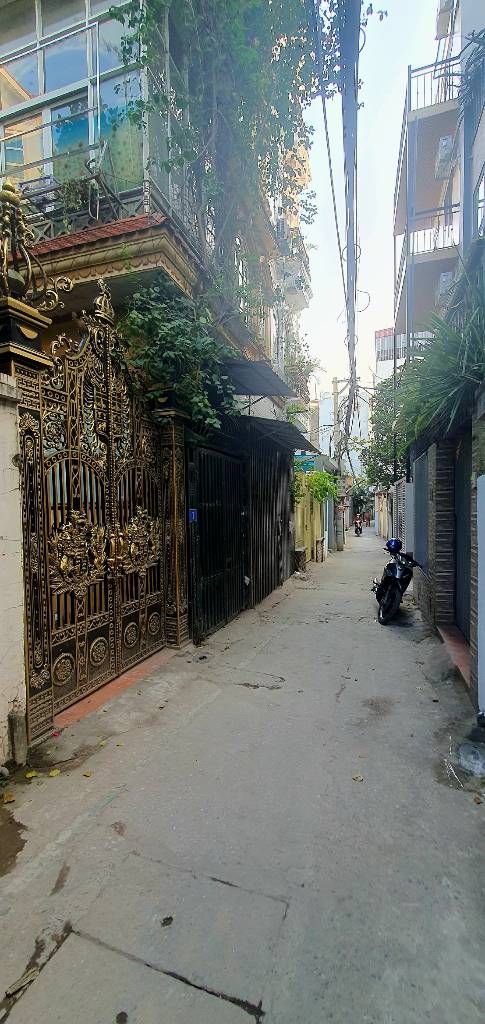 Bán nhà Nguyễn Khoái - diện tích 64.8m2 4 tầng - Nhà đẹp hiếm có - giá 7,96 tỷ