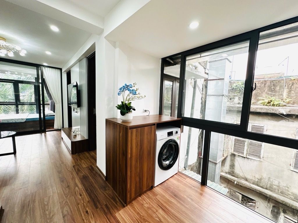 Bán nhà Huỳnh Thúc Kháng - diện tích 37,5m2 1 tầng - nhà đẹp 3 ngủ - giá 4,99 tỷ