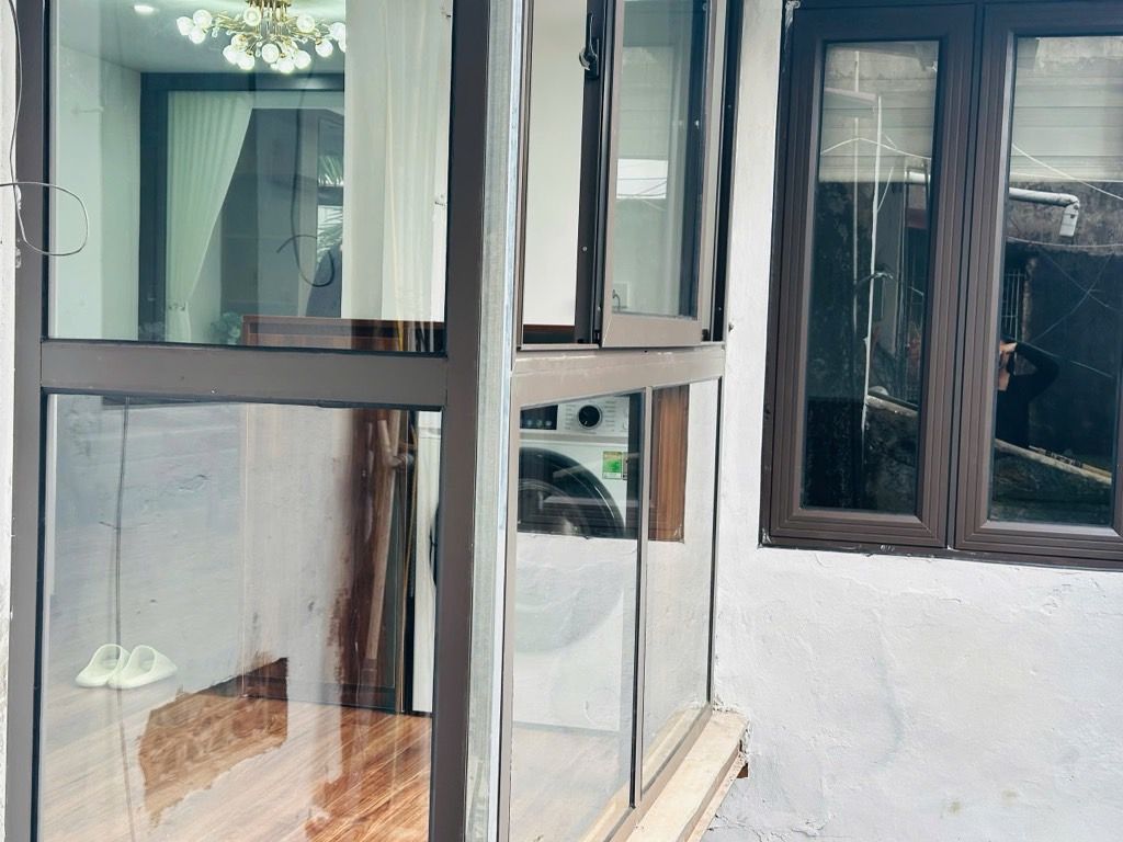 Bán nhà Huỳnh Thúc Kháng - diện tích 37,5m2 1 tầng - nhà đẹp 3 ngủ - giá 4,99 tỷ