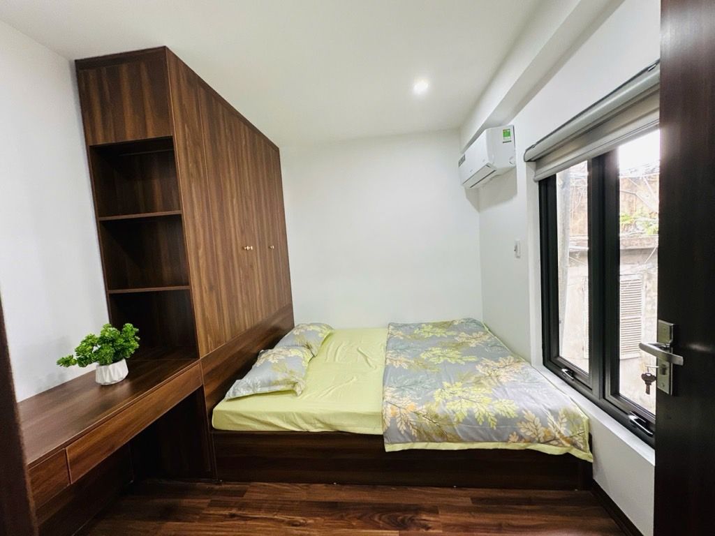 Bán nhà Huỳnh Thúc Kháng - diện tích 37,5m2 1 tầng - nhà đẹp 3 ngủ - giá 4,99 tỷ