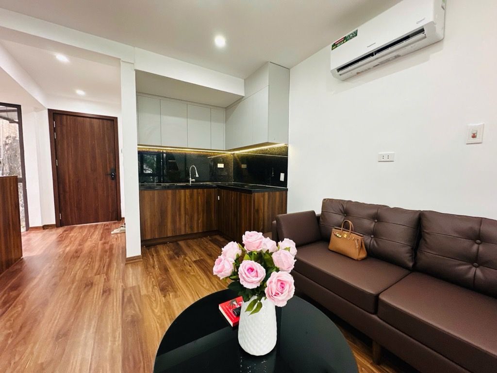 Bán nhà Huỳnh Thúc Kháng - diện tích 37,5m2 1 tầng - nhà đẹp 3 ngủ - giá 4,99 tỷ