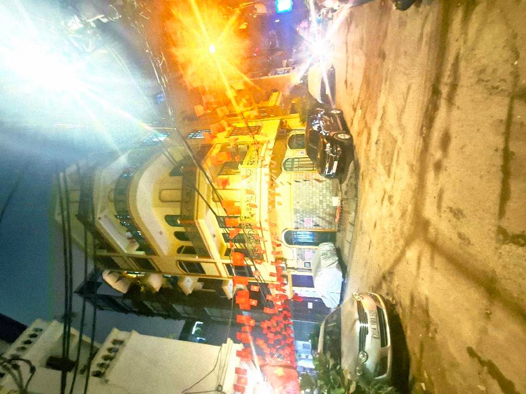 Bán nhà Ô Đồng Lầm - diện tích 40m2 1 tầng - Ô tô tránh - giá 12,8 tỷ