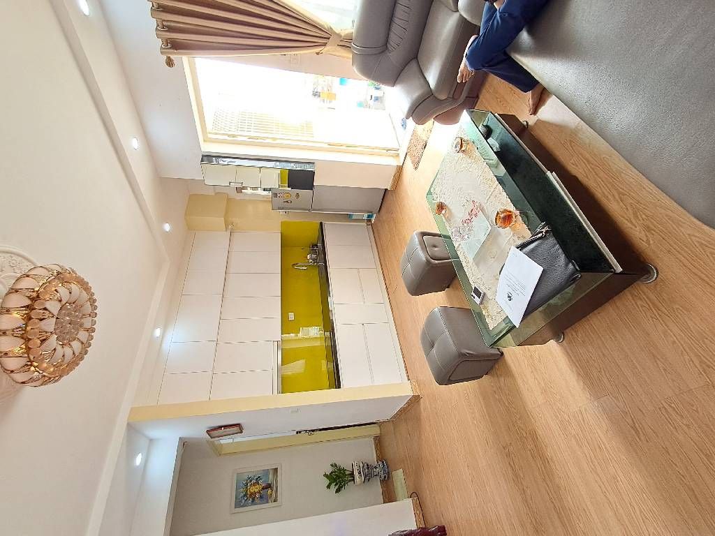 Bán nhà Pháp Vân - diện tích 82,7m2 6 tầng - Lô góc - giá 5,45 tỷ