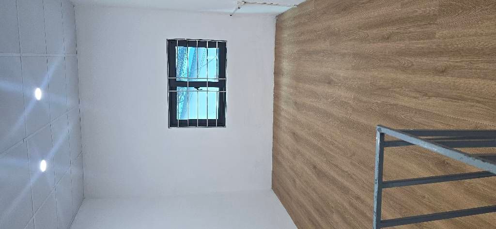 Bán nhà Tân Khai - diện tích 15,7m2 2 tầng - Ngõ 3 gác tránh - giá 1,14 tỷ