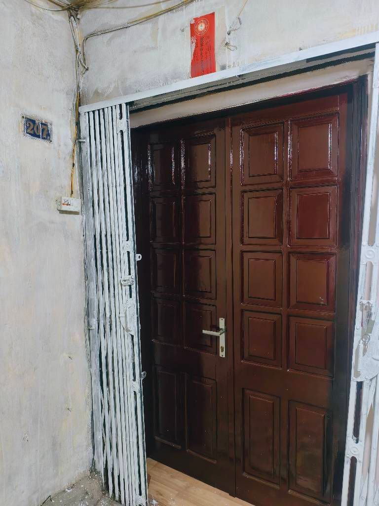 Bán nhà Nguyễn Trãi - diện tích 40.6m2 1 tầng - gần Royal City - giá 4,9 tỷ