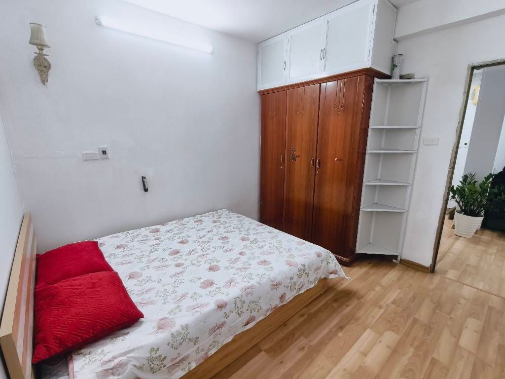 Bán nhà Nguyễn Trãi - diện tích 40.6m2 1 tầng - gần Royal City - giá 4,9 tỷ