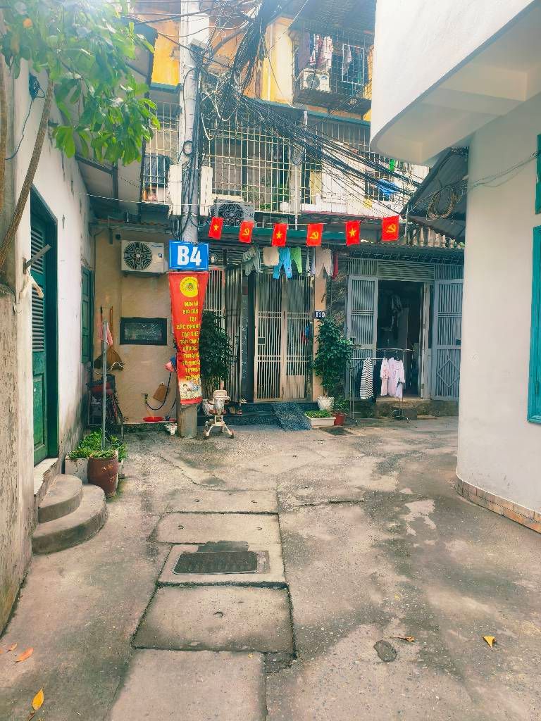 Bán nhà Nguyễn Trãi - diện tích 40.6m2 1 tầng - gần Royal City - giá 4,9 tỷ