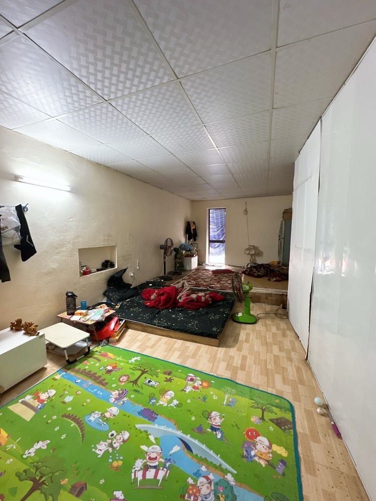 Bán nhà Nguyễn Khoái - diện tích 34m2 2 tầng - Lô góc mặt phố, đường ô tô tránh - giá 3,55 tỷ