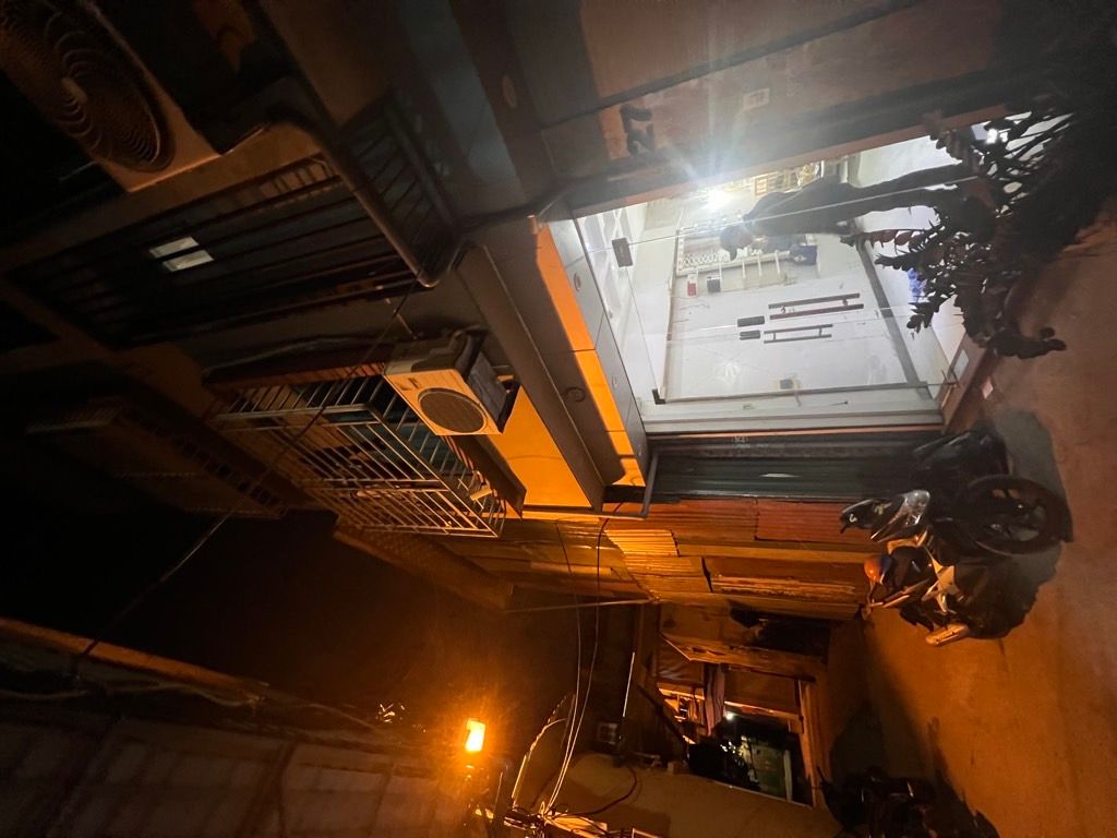 Bán nhà Vĩnh Hưng - diện tích 30m2 5 tầng - Ô tô đỗ cửa - giá 8,9 tỷ