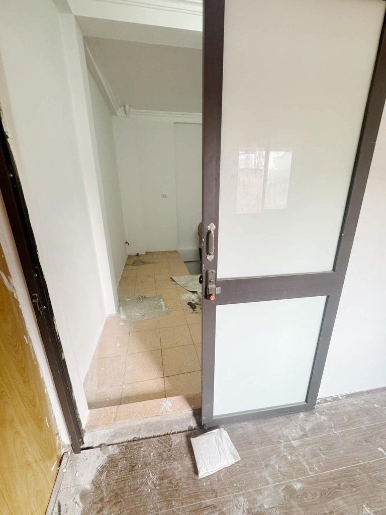 Bán nhà Vĩnh Hưng - diện tích 23,6m2 5 tầng - Nhà dân xây chắc chắn đẹp thiết kế đủ công năng - giá 4,6 tỷ