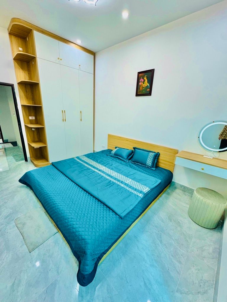 Bán nhà Lĩnh Nam - diện tích 44m2 3 tầng - nhà mới full nội thất - giá 3,5 tỷ