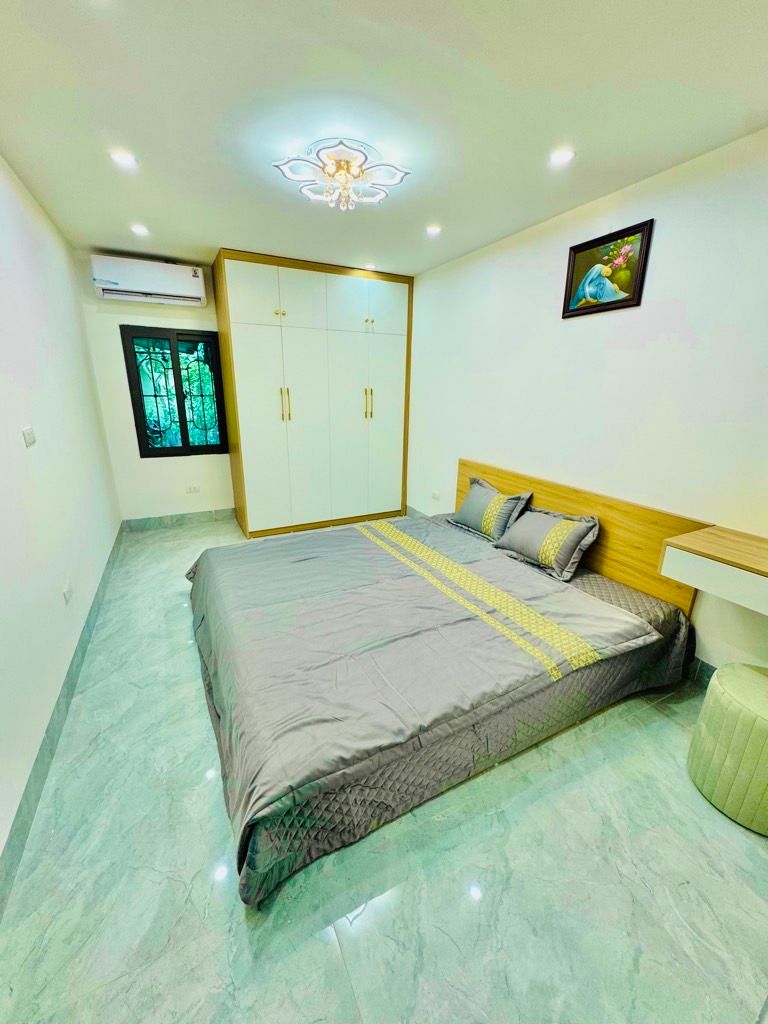 Bán nhà Lĩnh Nam - diện tích 44m2 3 tầng - nhà mới full nội thất - giá 3,5 tỷ