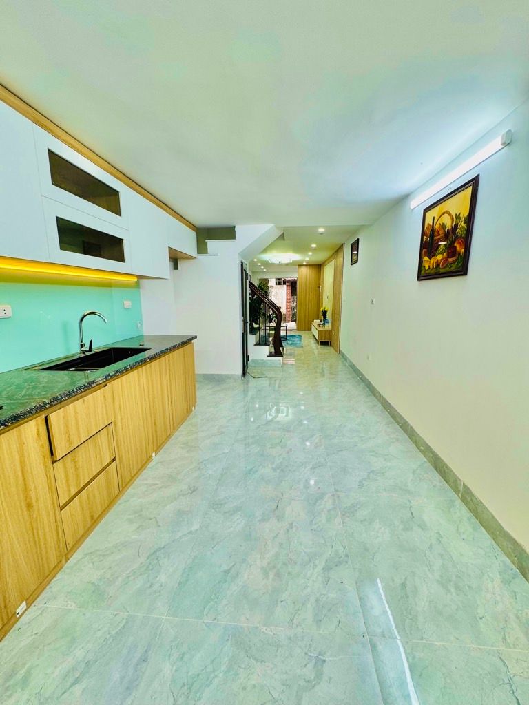 Bán nhà Lĩnh Nam - diện tích 44m2 3 tầng - nhà mới full nội thất - giá 3,5 tỷ