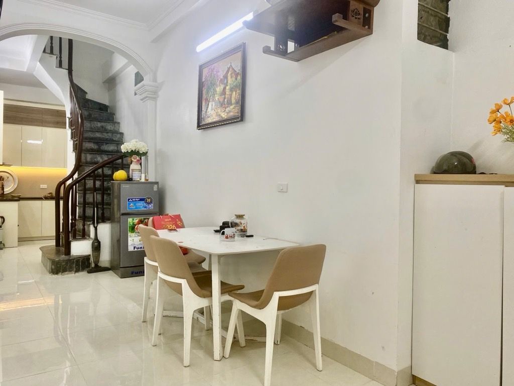 Bán nhà Ô đồng lầm - diện tích 23.3m2 4 tầng - Nhà đẹp ở luôn đón tết 2026 - giá 6 tỷ