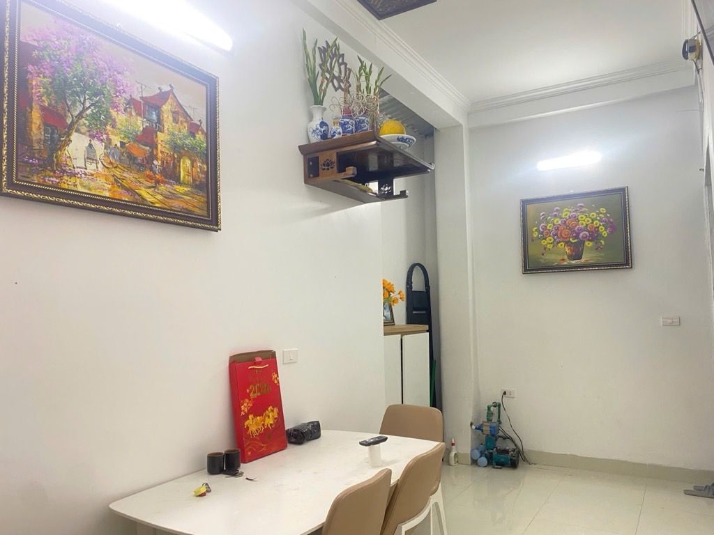 Bán nhà Ô đồng lầm - diện tích 23.3m2 4 tầng - Nhà đẹp ở luôn đón tết 2026 - giá 6 tỷ