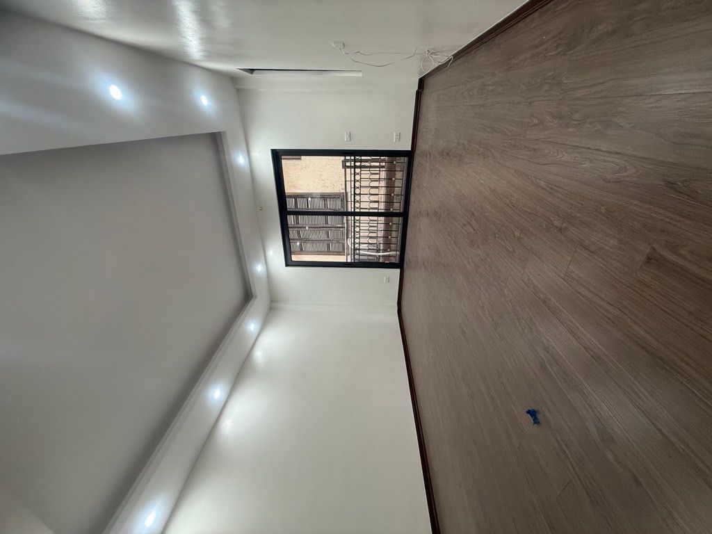 Bán nhà Nguyễn Văn Viên - diện tích 31m2 5 tầng - Lô góc - giá 8,15 tỷ