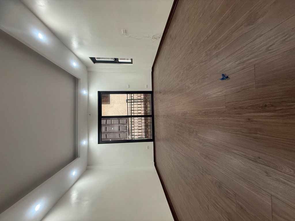 Bán nhà Nguyễn Văn Viên - diện tích 31m2 5 tầng - Lô góc - giá 8,15 tỷ