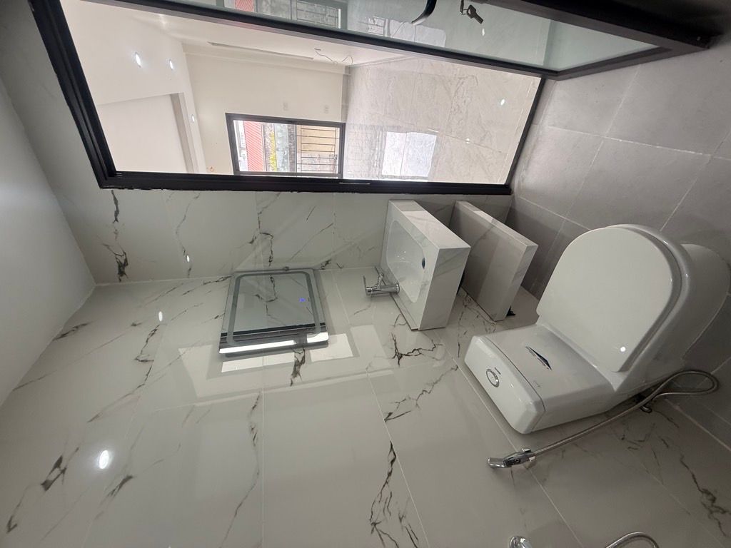 Bán nhà Nguyễn Văn Viên - diện tích 31m2 5 tầng - Lô góc - giá 8,15 tỷ