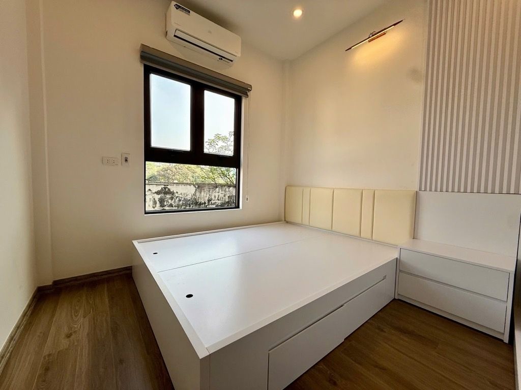 Bán nhà Thái Hà - diện tích 27m2 4 tầng - Ô TÔ ĐỖ SÁT CỬA - giá 10,3 tỷ