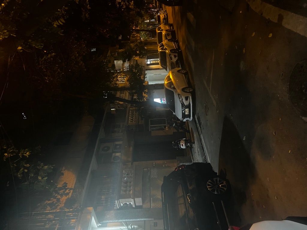 Bán nhà Đầm Trấu - diện tích 34m2 4 tầng - ô tô đỗ cửa - giá 15 tỷ