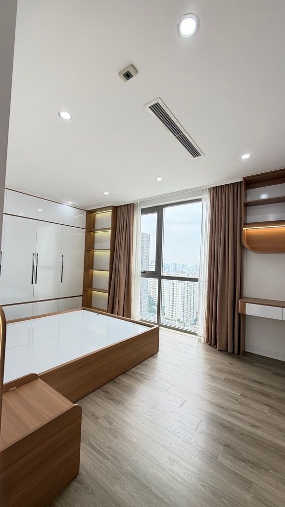 Bán nhà Nguyễn Tuân - diện tích 123m2 1 tầng - Căn góc tiêu chuẩn - giá 14,5 tỷ