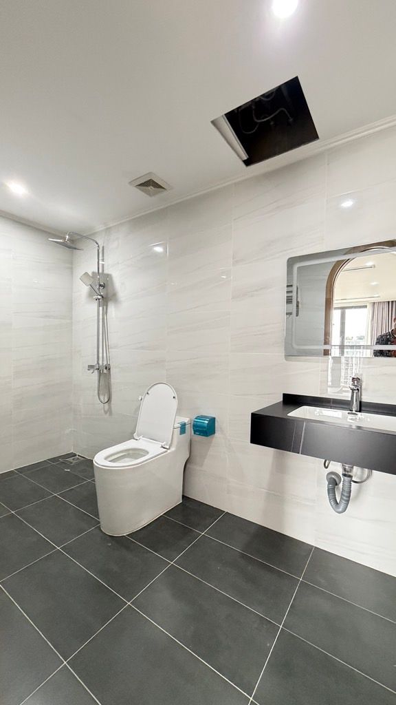 Bán nhà Nguyễn Tuân - diện tích 123m2 1 tầng - Căn góc tiêu chuẩn - giá 14,5 tỷ