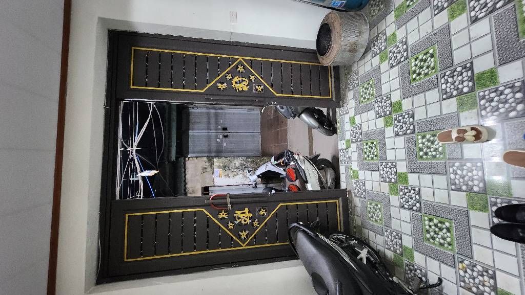 Bán nhà Định Công Thượng - diện tích 44m2 2 tầng - LÔ GÓC - NGÕ THÔNG Ô TÔ - giá 2,5 tỷ