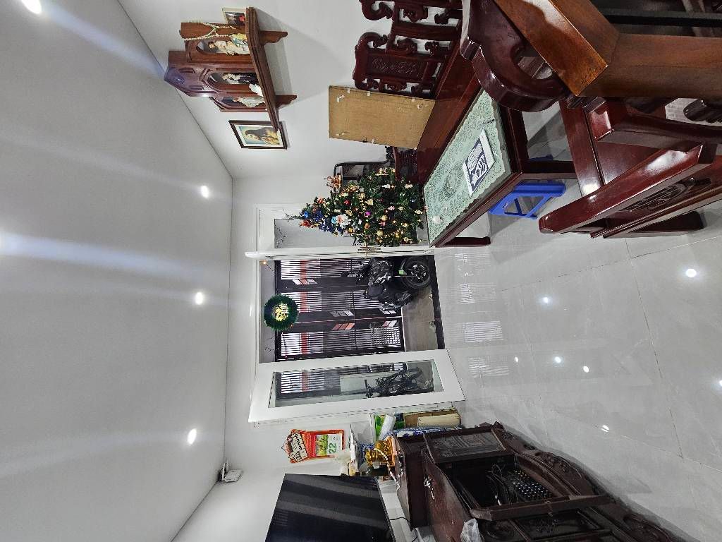 Bán nhà Minh Khai - diện tích 105m2 2 tầng - Căn hộ tập thể 381 - giá 7,38 tỷ