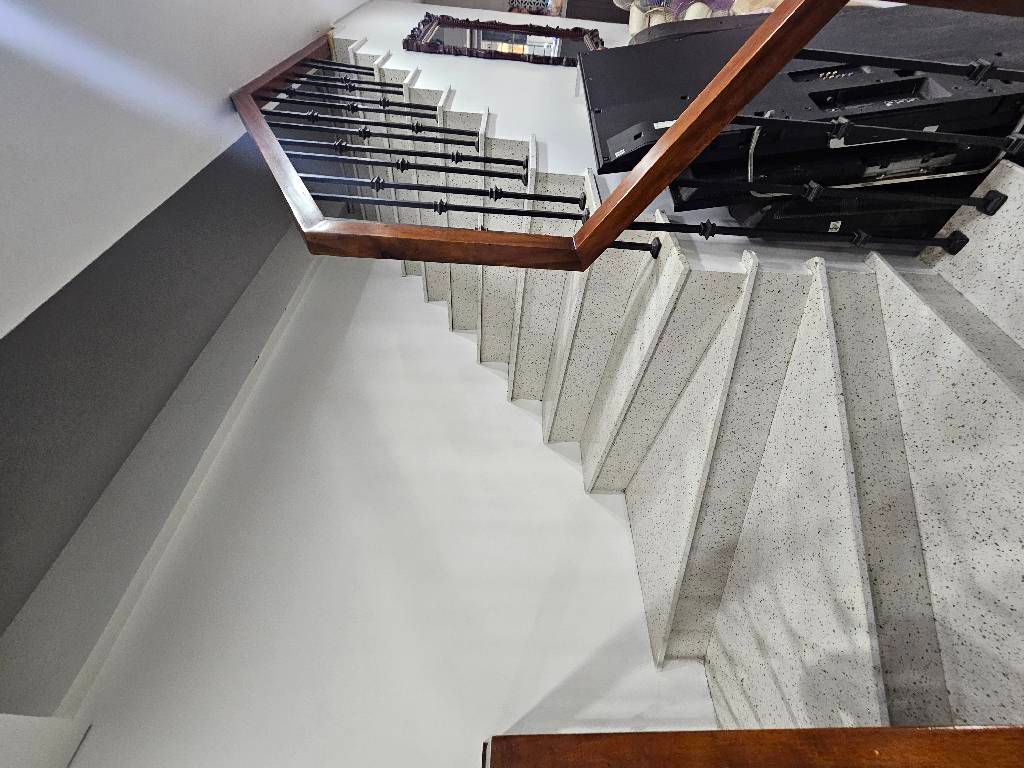 Bán nhà Minh Khai - diện tích 105m2 2 tầng - Căn hộ tập thể 381 - giá 7,38 tỷ