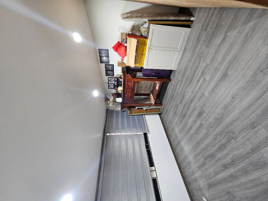 Bán nhà Minh Khai - diện tích 105m2 2 tầng - Căn hộ tập thể 381 - giá 7,38 tỷ