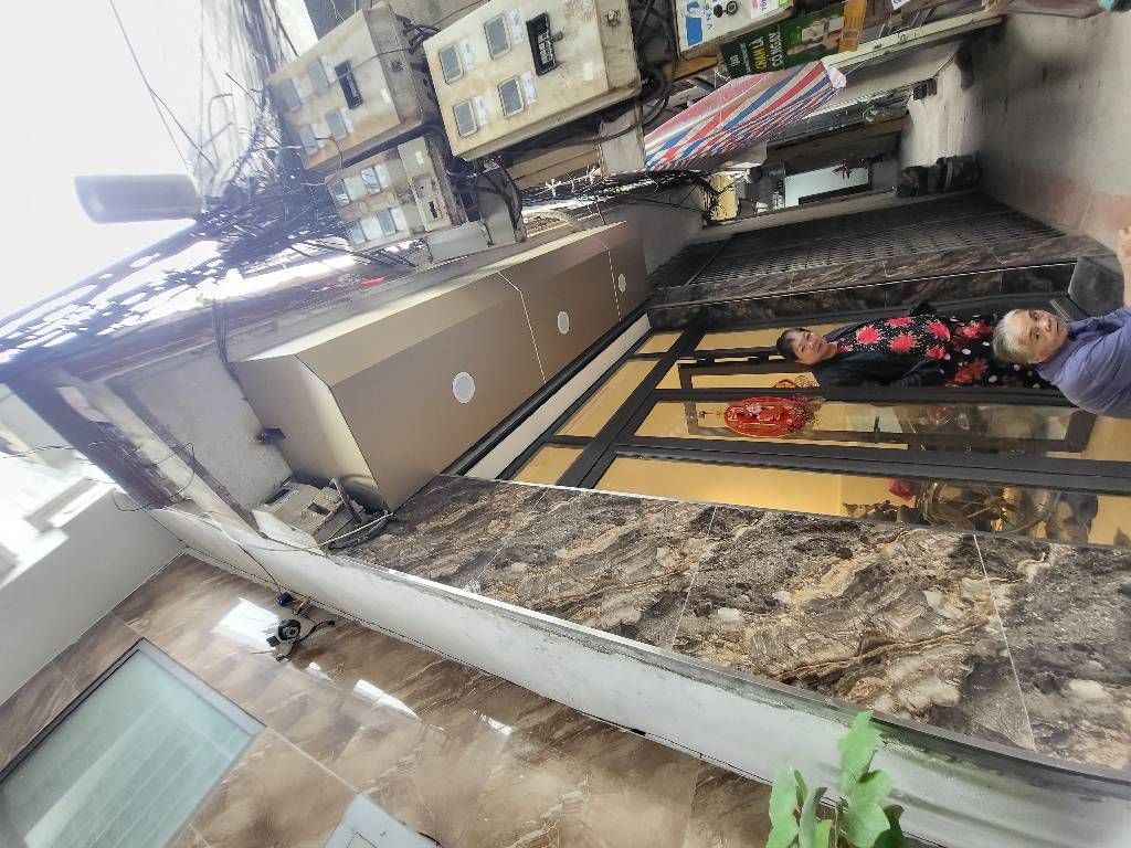 Bán nhà Nguyễn Văn Viên - diện tích 97,9m2 2 tầng - gần ô tô - giá 23 tỷ