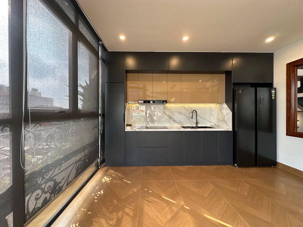 Bán nhà Bạch Mai - diện tích 46.7m2 6 tầng - Ô tô đỗ cửa - giá 14,8 tỷ