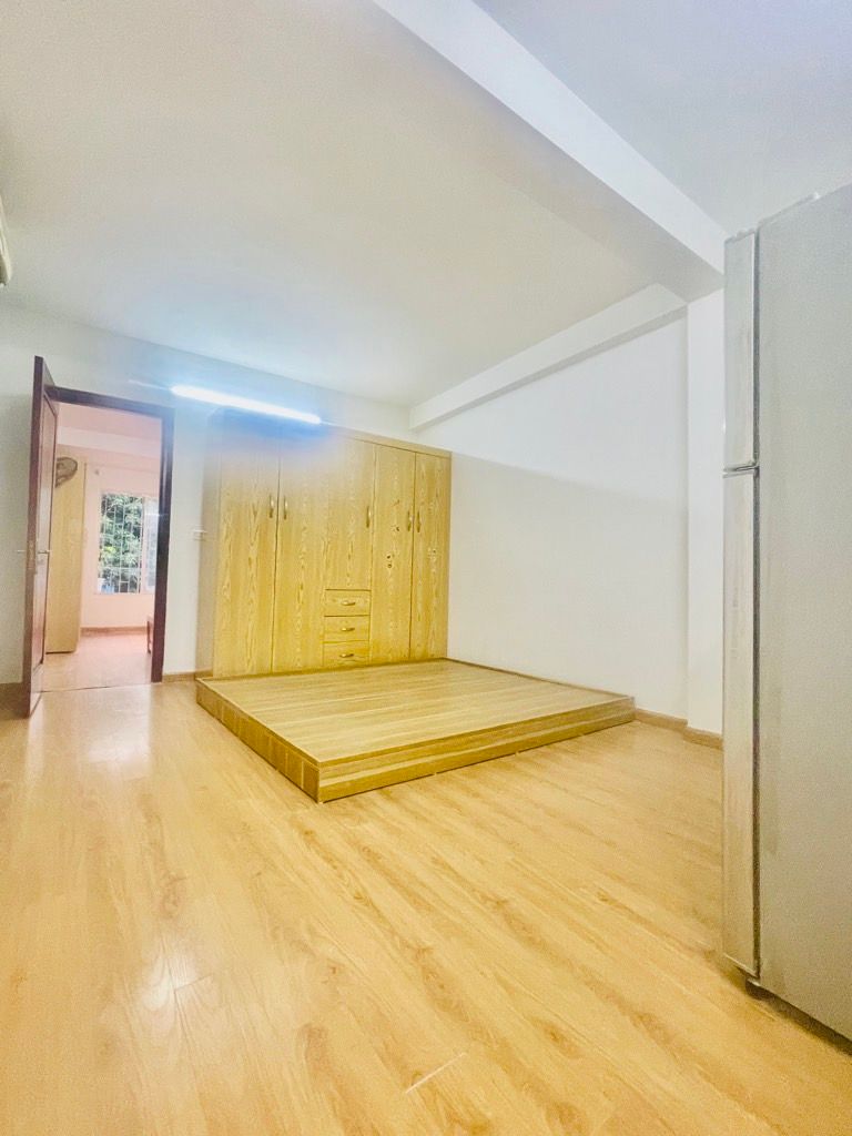 Bán nhà Nguyễn Quý Đức - diện tích 65m2 1 tầng - Ô tô đỗ chân cầu thang - giá 4,6 tỷ