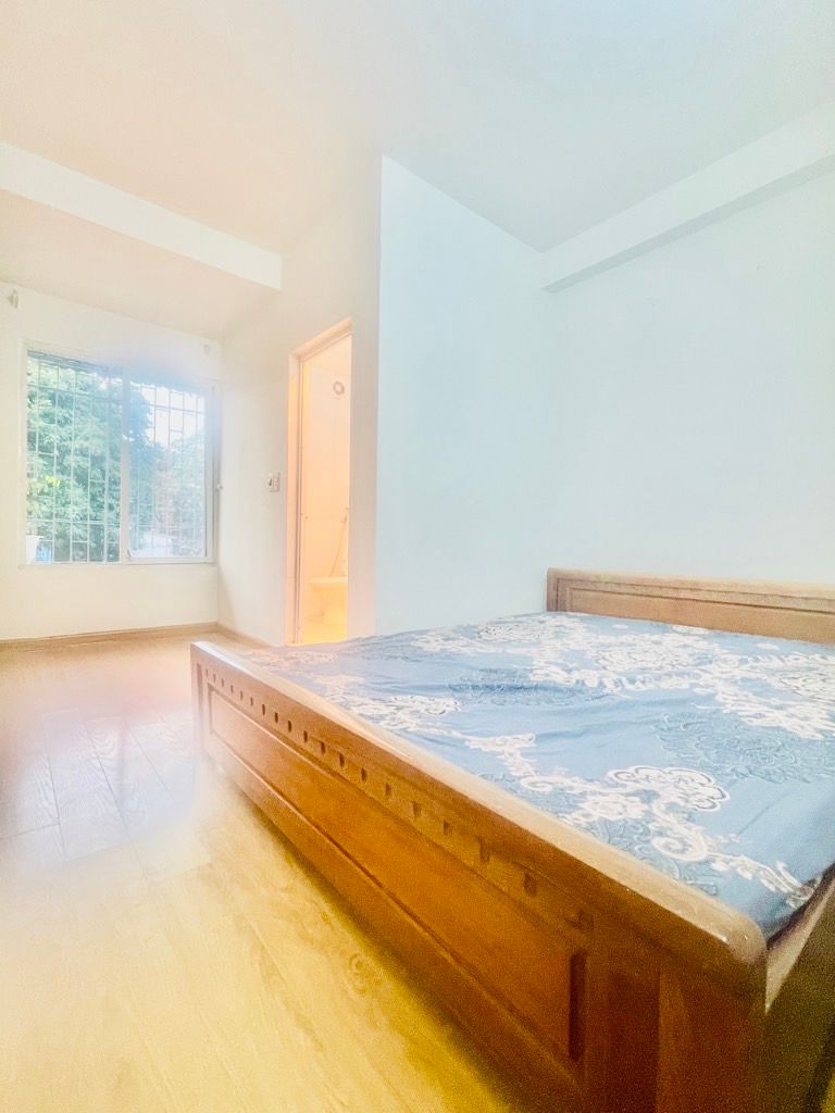 Bán nhà Nguyễn Quý Đức - diện tích 65m2 1 tầng - Ô tô đỗ chân cầu thang - giá 4,6 tỷ