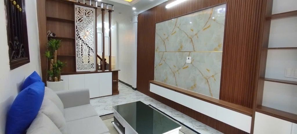 Bán nhà Nam Dư - diện tích 32,4m2 5 tầng - Lô góc - giá 8,6 tỷ