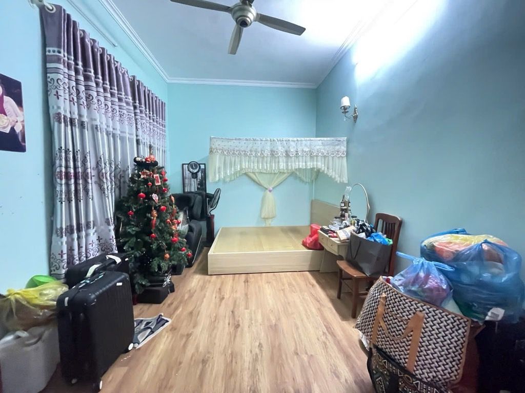 Bán nhà Tam Trinh - diện tích 70m2 4 tầng - Cực đẹp, ô tô đỗ chân cầu thang - giá 5,75 tỷ