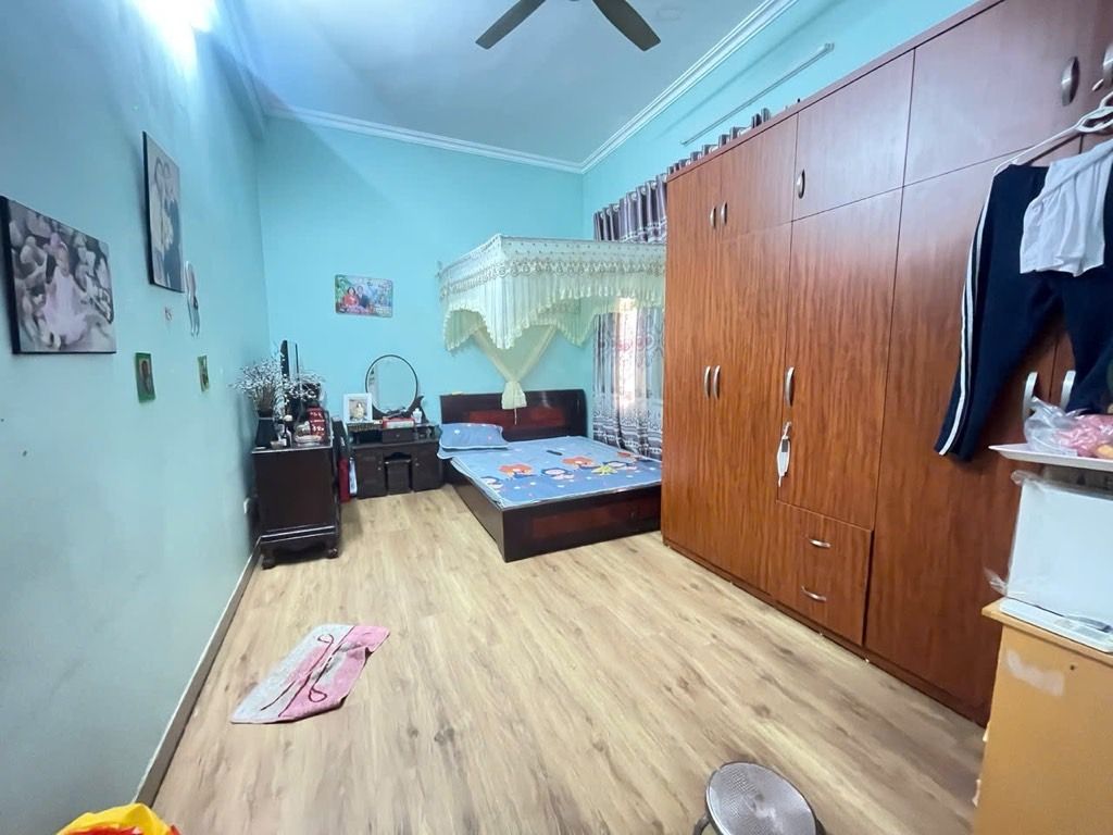 Bán nhà Tam Trinh - diện tích 70m2 4 tầng - Cực đẹp, ô tô đỗ chân cầu thang - giá 5,75 tỷ