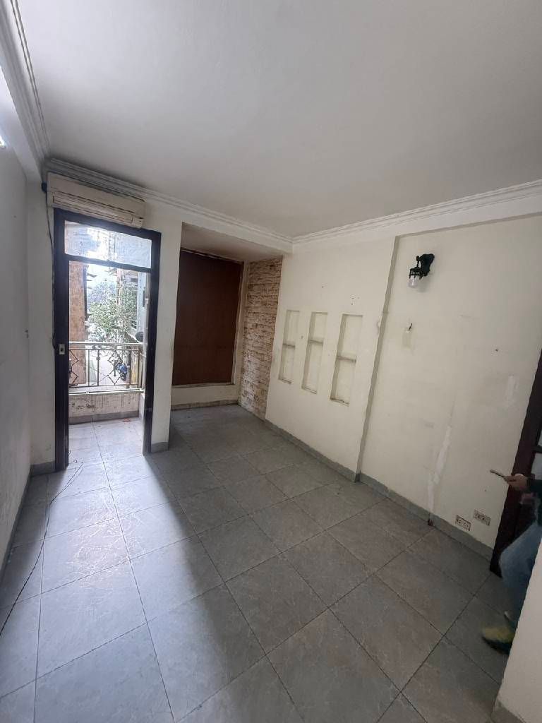 Bán nhà Lĩnh Nam - diện tích 40m2 4 tầng - Ô TÔ TẢI ĐỖ CỬA - giá 10,3 tỷ