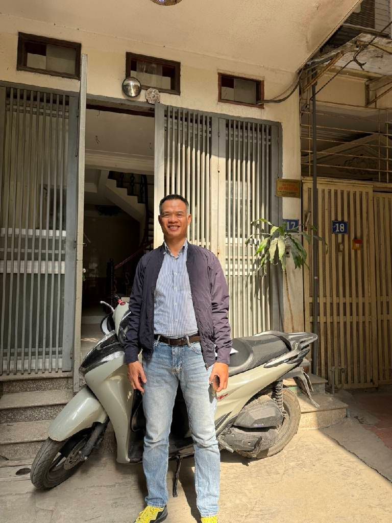 Bán nhà Lĩnh Nam - diện tích 40m2 4 tầng - Ô TÔ TẢI ĐỖ CỬA - giá 10,3 tỷ