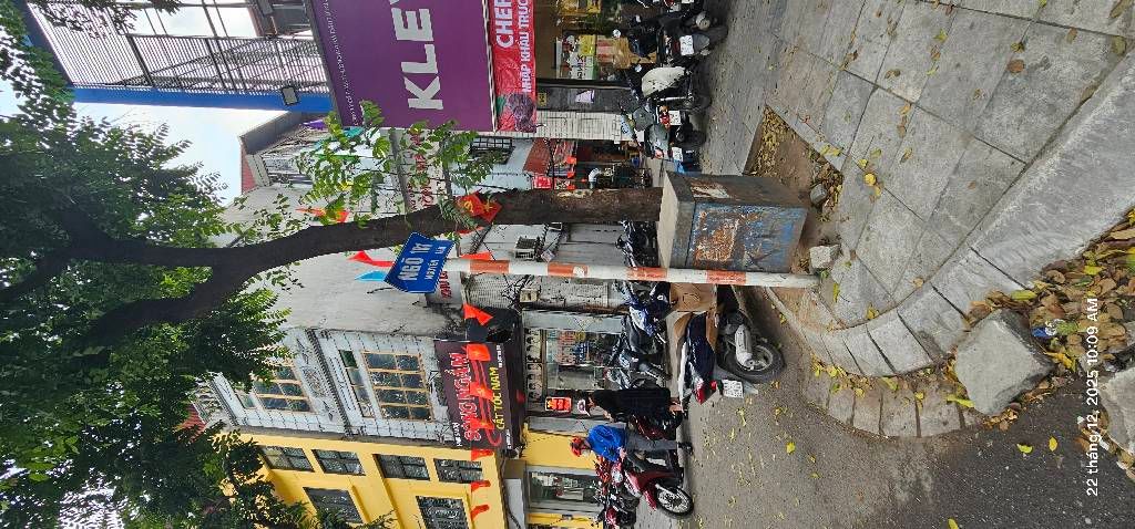 Bán nhà Nguyễn Trãi - diện tích 15m2 4 tầng - SIÊU HÓT, NHỎ 3 NHÀ 4 TẦNG NGUYÊN CĂN TẬP THỂ - giá 2,75 tỷ