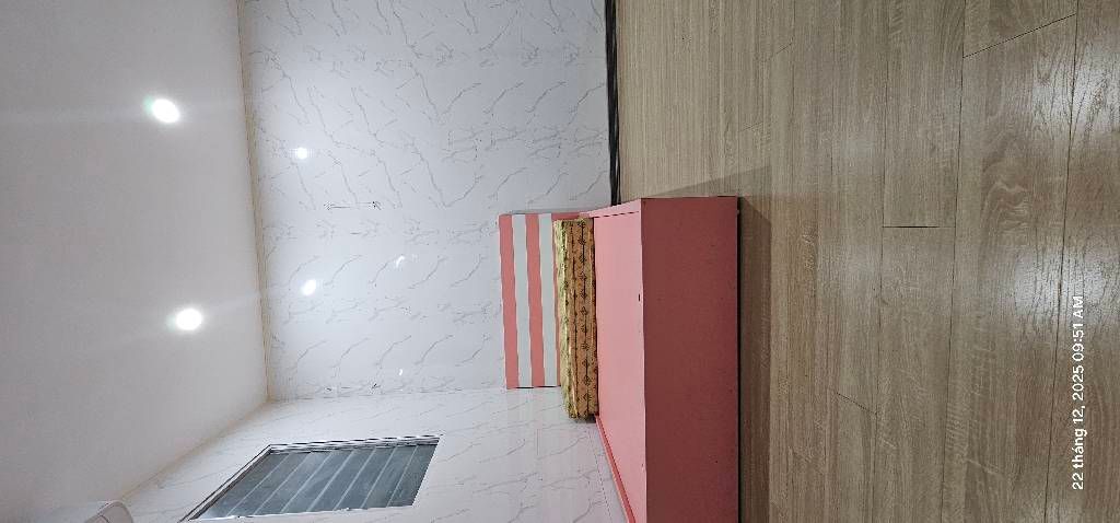 Bán nhà Nguyễn Trãi - diện tích 15m2 4 tầng - SIÊU HÓT, NHỎ 3 NHÀ 4 TẦNG NGUYÊN CĂN TẬP THỂ - giá 2,75 tỷ