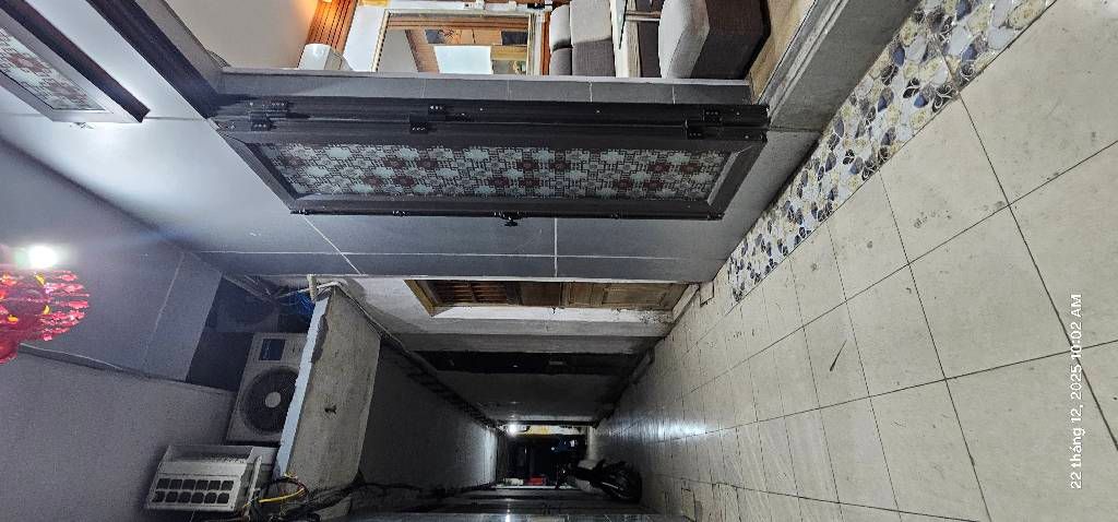 Bán nhà Nguyễn Trãi - diện tích 15m2 4 tầng - SIÊU HÓT, NHỎ 3 NHÀ 4 TẦNG NGUYÊN CĂN TẬP THỂ - giá 2,75 tỷ