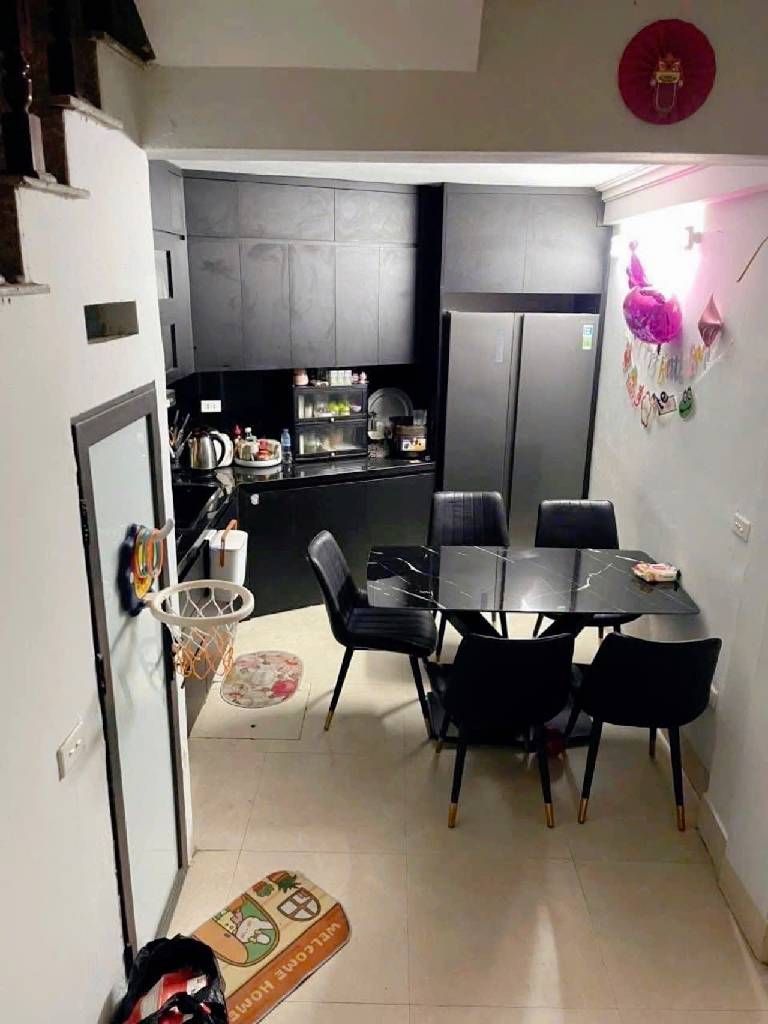 Bán nhà Khương Trung - diện tích 28.2m2 4 tầng - Lô góc, ô tô tránh - giá 6,9 tỷ