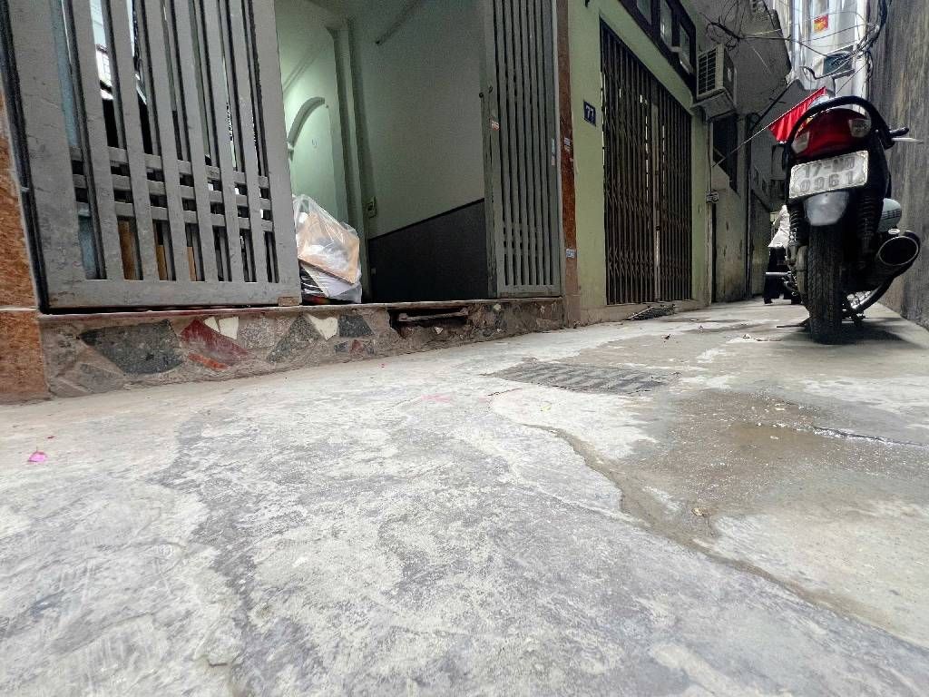 Bán nhà Khương Trung - diện tích 28.2m2 4 tầng - Lô góc, ô tô tránh - giá 6,9 tỷ