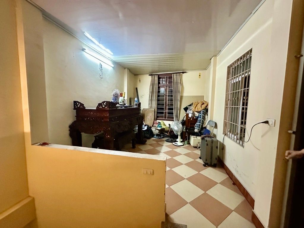 Bán nhà Lãng Yên - diện tích 42.6m2 5 tầng - Lô góc 2 mặt ngõ - giá 15 tỷ