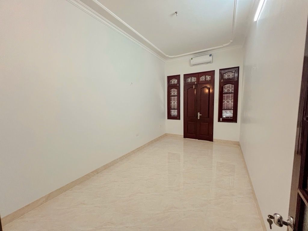 Bán nhà Tô Vĩnh Diện - diện tích 43m2 4 tầng - MẶT PHỐ VIP - PHÂN LÔ QUÂN ĐỘI - KINH DOANH SẦM UẤT - giá 19,1 tỷ