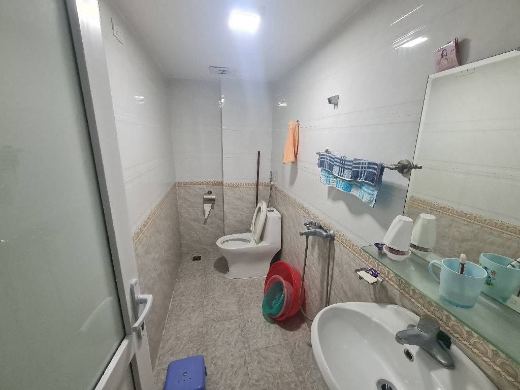 Bán nhà Ô Đồng Lầm - diện tích 41.1m2 4 tầng - Ô TÔ ĐỖ CỬA - giá 14 tỷ